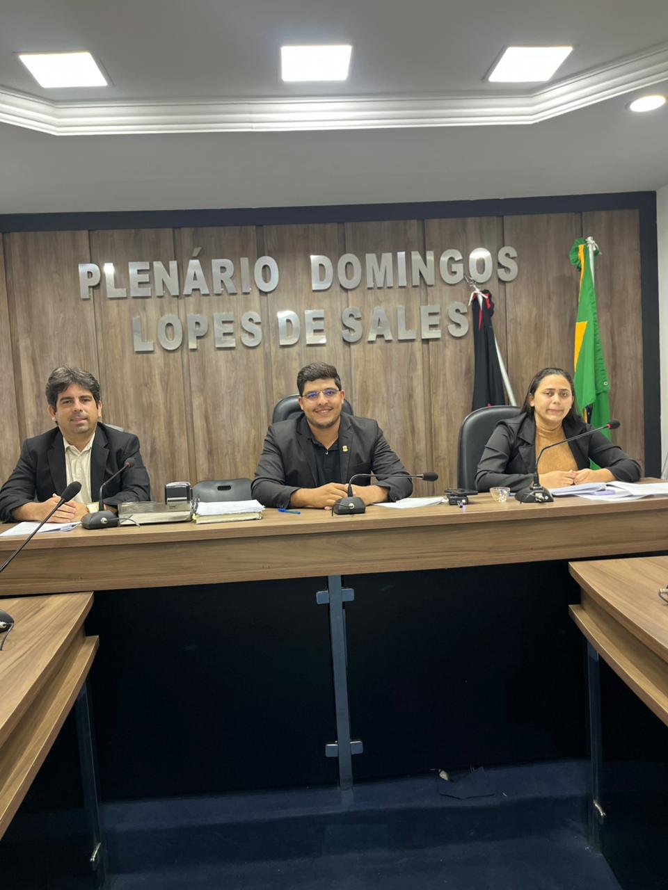 A Câmara Municipal de Marizópolis realizou, na noite do dia (06) de fevereiro, a Sessão Solene de Abertura dos Trabalhos Legislativos, seguida da primeira Sessão Ordinária do ano.